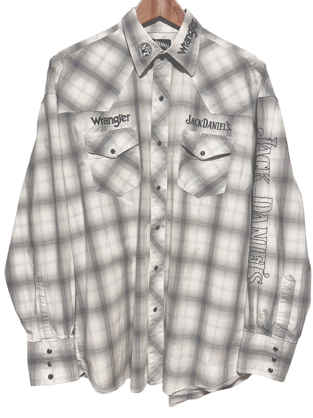 Wrangler x Jack Daniel’s Embroidered Pearl Snap Western Shirt Large